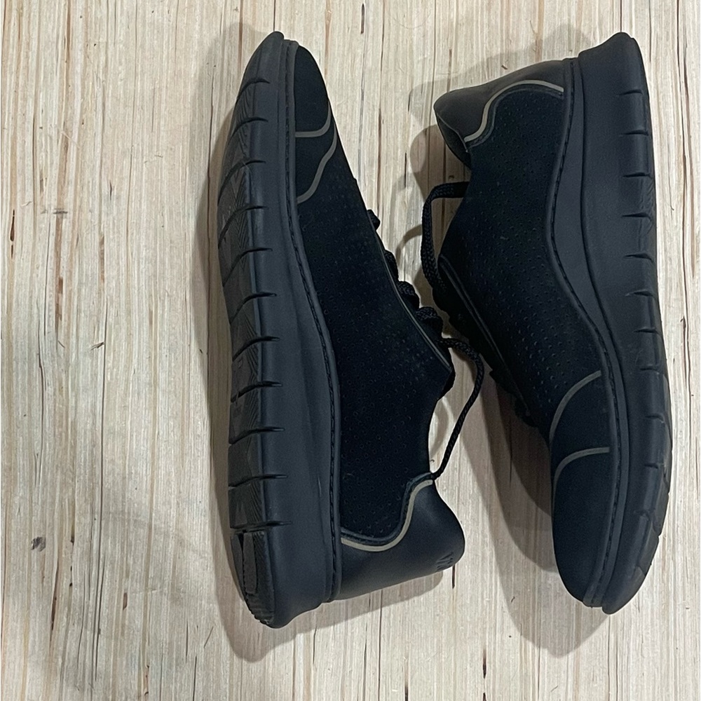 Vionic Fresh Riley Sneaker Shoes - Picture 11 of 11